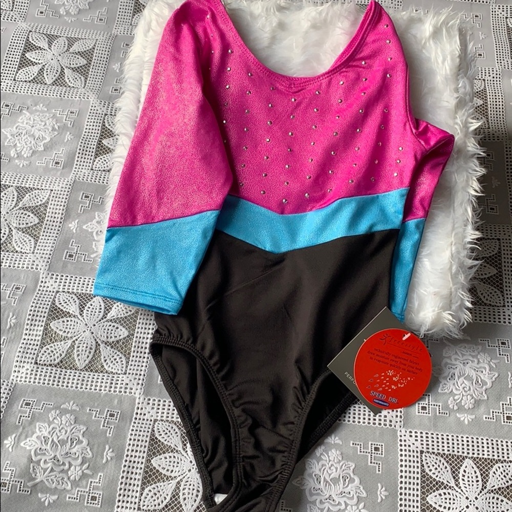 Gymnastics leotard